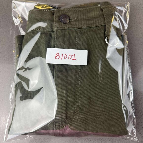 This Women's Mini Skirt in denim cargo green from Forever 21 is a stylish and ve - Picture 7 of 7